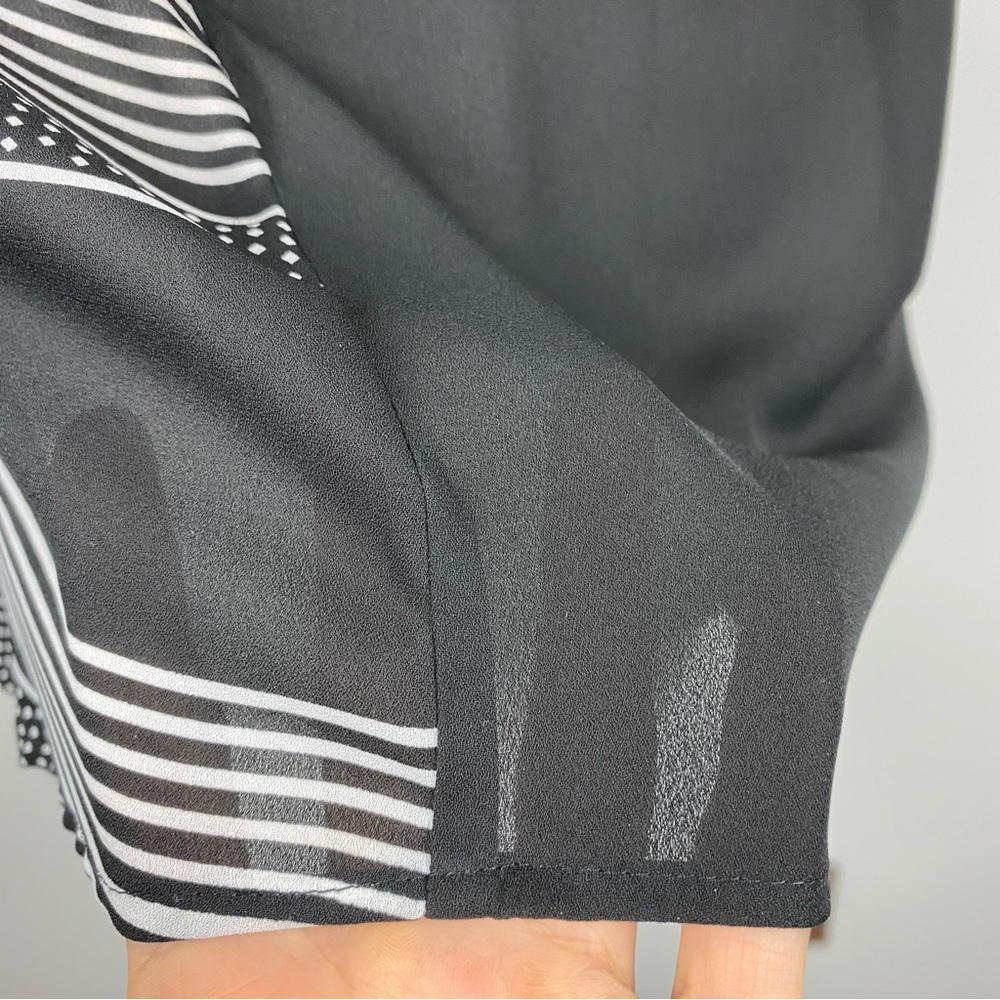 Chico’s Black & White Striped Tank Top Blouse Lightweight Sheer L - Picture 5 of 11